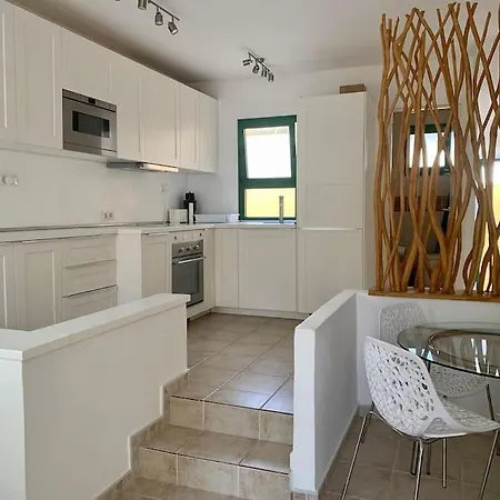Holiday home Casa Fra - Su 2 Piani, Confortevole E Accogliente, Wi-fi, Piscina Costa Calma