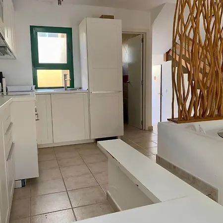 Holiday home Casa Fra - Su 2 Piani, Confortevole E Accogliente, Wi-fi, Piscina *